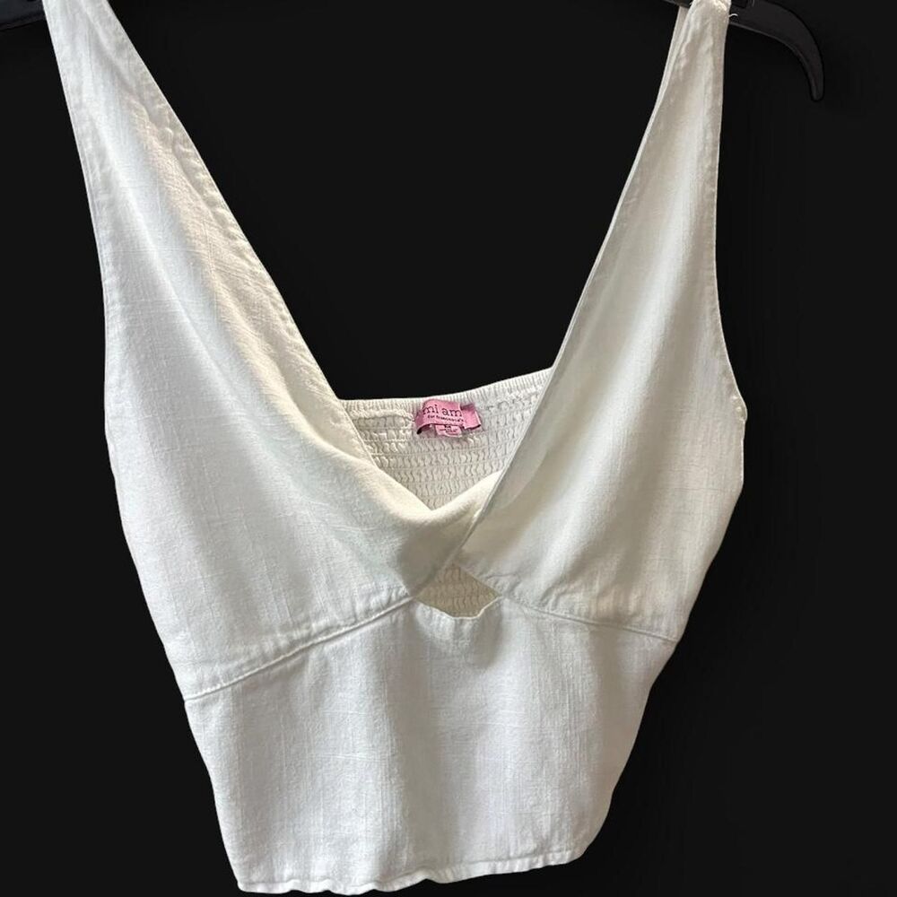 Francesca-s Women's White Crop-top